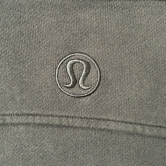 NWT Lululemon Scuba Oversized Funnel Neck Shirt Black Size XS/S - Picture 4 of 11